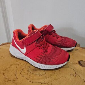 Nike Star Runner Red Athletic Shoes